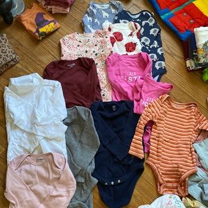 6 long sleeve onesies